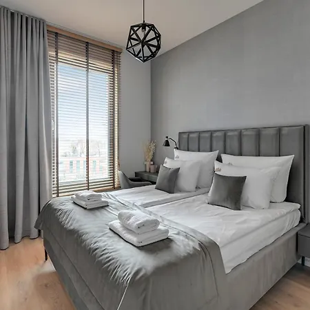 Brabank Riverside - Sauna, Business & Gym By Downtown Apartments Gdansk Room photo
