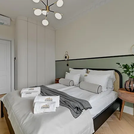 Brabank Riverside - Sauna, Business & Gym By Downtown Apartments Gdansk Room photo